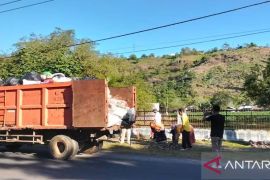 DLH Kota Bima menerapkan pembayaran retribusi sampah pakai QRIS