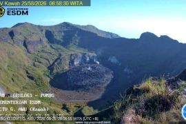 Aktivitas Gunung Awu di Sangihe didominasi gempa vulkanik dangkal