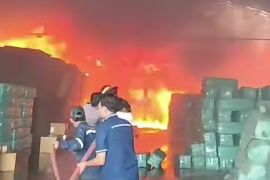 Kebakaran hebat landa pabrik plastik di Jawilan Serang