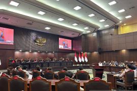 MK nyatakan Pasal 240 dan 241 KUHP bertentangan dengan UUD