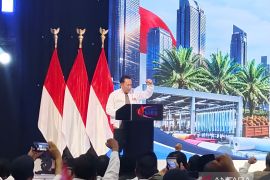 Kapolri nilai buruh Indonesia harus perkuat daya saing global