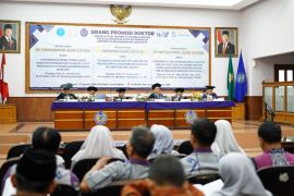 FKIP UMS kukuhkan tiga doktor baru, dorong inovasi pendidikan berbasis deep learning dan AI