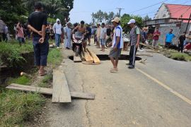 BPJN segera pasang jembatan darurat dampak banjir di Parimo