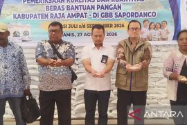 Bulog salurkan 264 ton beras untuk warga Raja Ampat