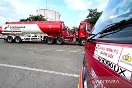 Dua kapal tanker bawa 24,2 juta liter Pertalite tiba di Bali