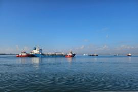 Dua kapal tanker Pertamina yang bawa 24,2 juta liter Pertalite tiba di Bali