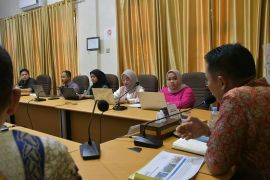 Pemkab Kayong Utara dorong penguatan ekonomi warga berbasis konservasi