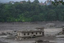 10.000 keluarga kehilangan rumah saat banjir bandang Nepal