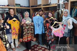Kanwil Kemenkum Bengkulu awasi keberlanjutan IG Batik Sekundang dan petakan potensi pelanggaran KI di Bengkulu Selatan