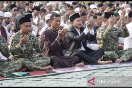 Korem 091/ASN gelar Salat Istisqa mohon hujan atasi karhutla