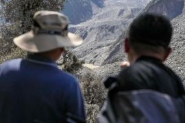 Penyelamatan berpacu dengan waktu di perbatasan China-Nepal, 558 orang hilang