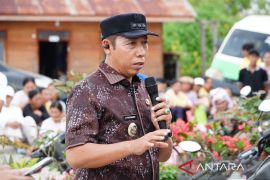 Bupati Taput tekankan efisiensi waktu dan presisi pembangunan Huntap KDM