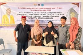 UNM latih pengurus Yayasan Muallaf Al-Istiqamah instalasi PLTS