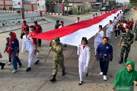 Dandim Bulungan ajak masyarakat membumikan bendera merah putih