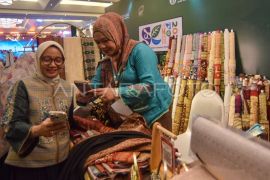 Indonesia trains 80 flood-hit creative entrepreneurs in West Sumatra