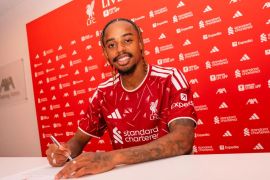 Liverpool daratkan Bradley Barcola dari PSG