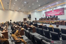 Terdampak kabut asap karhutla, DPRD Kaltara tunda rapat paripurna