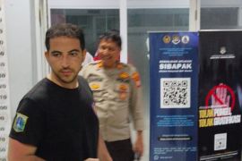 Imigrasi sebut WNA berendam di Danau Sunter stres kehilangan paspor