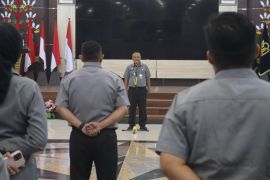 Kanwil Kemenkum Kalteng ingatkan pegawai jaga kesehatan-integritas di tengah kabut asap