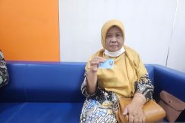 Ikhtiar Siti Hariyanti jaga asa sehat di usia senja