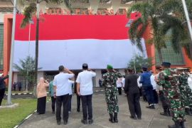Bendera raksasa dikibarkan, Bogor gaungkan semangat nasionalisme