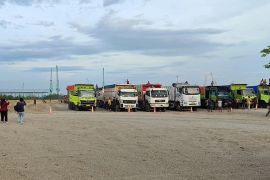 Polres Cilegon siapkan kantong parkir tertibkan truk tambang
