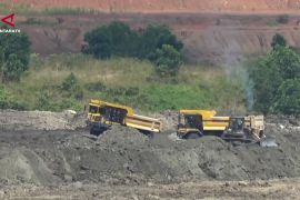 OJK siapkan dua POJK terkait bursa mineral dan komoditas strategis