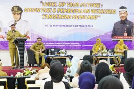Bupati Tangerang dorong mahasiswa penerima beasiswa jadi sarjana andal