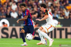 Spanyol memperpanjang pemeriksaan bagi pengunjung dari Italia