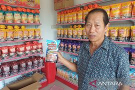 Geliat kerupuk ikan Tanjungpinang go internasional