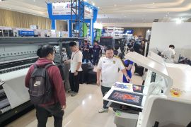 "Print on Demand" pertahanan industri fesyen Jawa Barat dari tekanan global