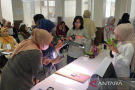Pelaku UMKM Kendari: Wawasan digital makin luas berkat ANTARA