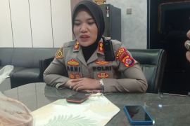 Polisi di Lebak semprot abu vulkanik gunakan mobil AWS