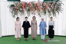 Potret istri Xi Jinping hadiri acara pemimpin negara di KTT SCO 2026
