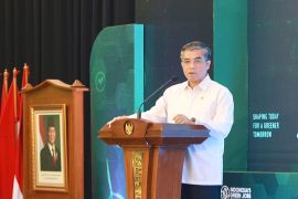 Minister pushes workforce preparation to seize green job opportunities