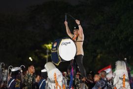 Kadindik Jatim naik "bass drum" saat Apel Pramuka HUT ke-65