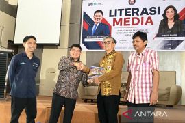 ANTARA beri literasi media mahasiswa UHO Kendari hadapi era digital