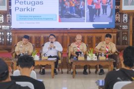 Dishub Kota Magelang lakukan pembaruan KTA juru parkir