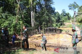Kodim 1209/Bengkayang bangun jembatan garuda perkuat konektivitas desa