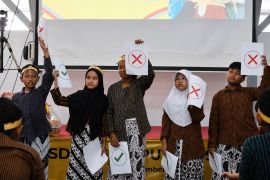 Kanwil DJP DIY mengajak pelajar sadar pajak melalui"Pajak Bertutur 2026"