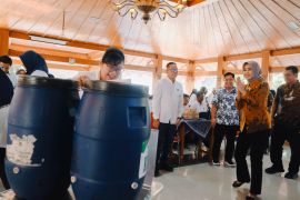 Wakil Wali Kota Surakarta dorong kader lingkungan makin berdaya kelola sampah
