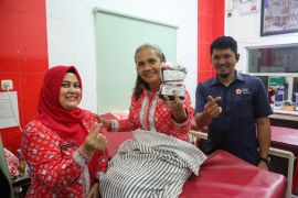 Dinas Koperasi Pematangsiantar bakti sosial donor darah sambut HUT ke-79
