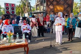 Wagub Gorontalo apresiasi Srikandi Islamic Fashion Carnaval