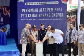 Bea Cukai tingkatkan pengawasan ekspor, pemindai peti kemas ke-10 hadir di Tanjung Priok