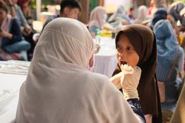 UI gelar cek gratis kesehatan gigi dan mulut warga Cikeas Udik