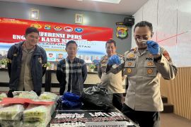 Polres Lampung Selatan  sita 769 kartrid mengandung etomidate di Bakauheni
