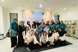 Puluhan warga Surabaya disiapkan jadi pelaku usaha mandiri
