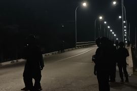Polresta Palu tangkap delapan pemuda bawa senjata tajam di Jembatan Lalove