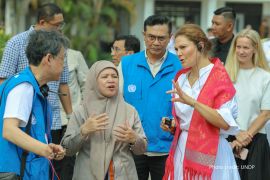 Putri Swedia cek proyek pemulihan pasca gempa 2018 di Lombok Utara