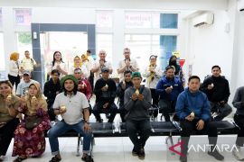 Adira Finance: #TerimaKasihSahabat di Manado